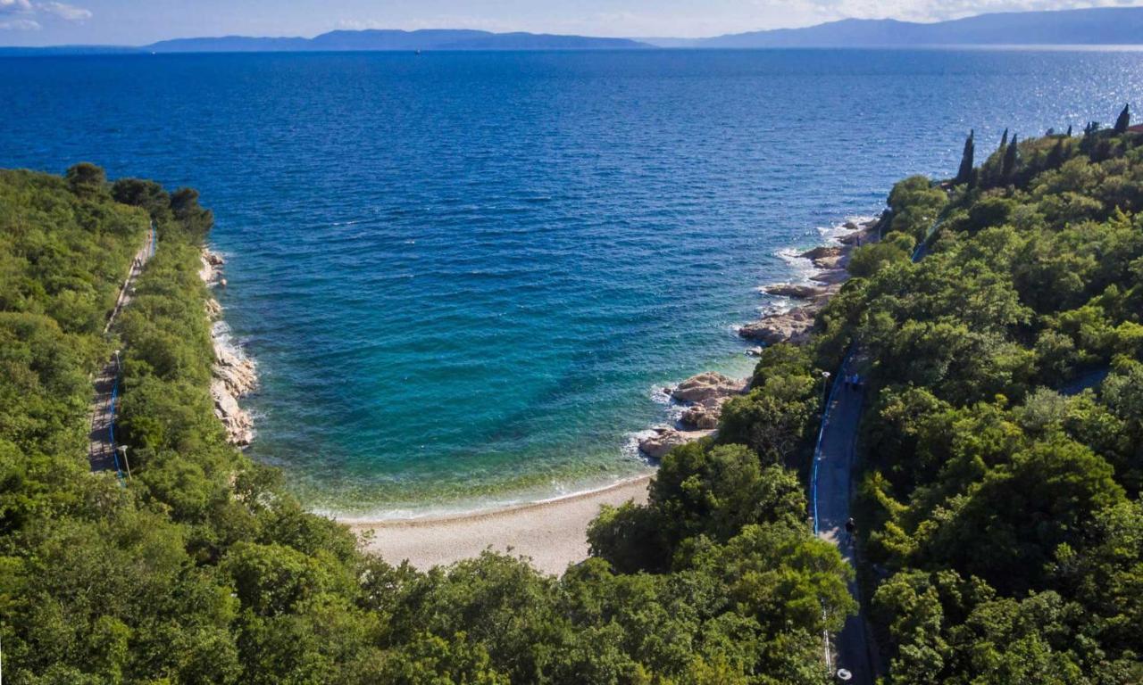Apartman Natasa Kostrena Buitenkant foto